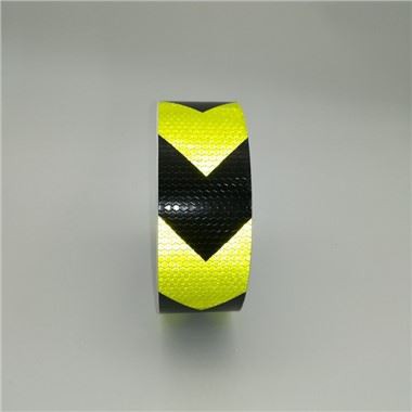 Светоотражающая предупредительная лента